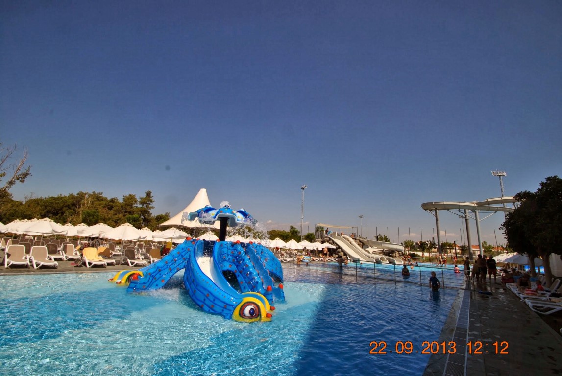 imagini hotel TITANIC BELEK